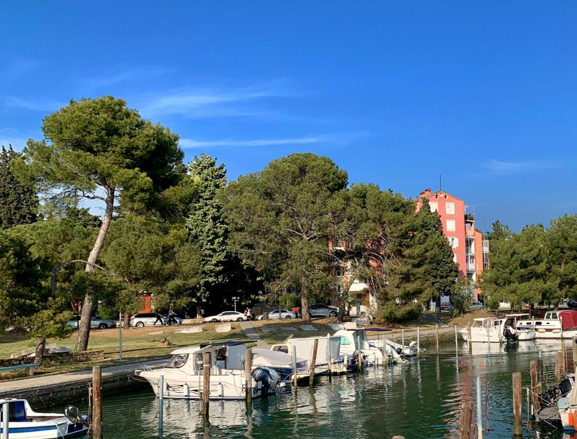 Bonita Houseboat Apartment Portorose ภายนอก รูปภาพ